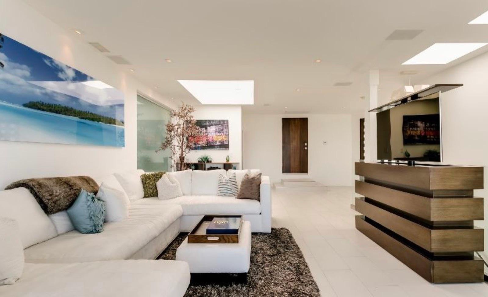 S & B's Ocean Land Bungalow — photo 7