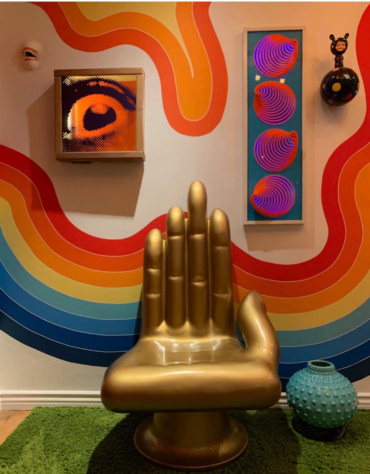 S's 70's trippy bungalow home — photo 4