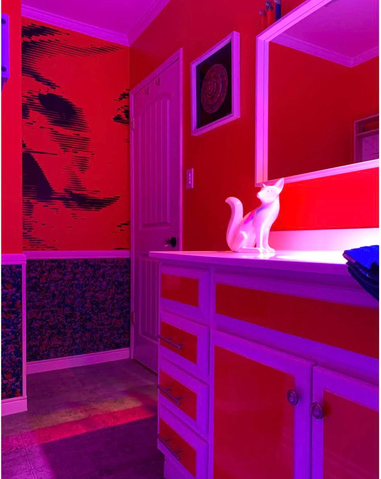 S's 70's trippy bungalow home — photo 7