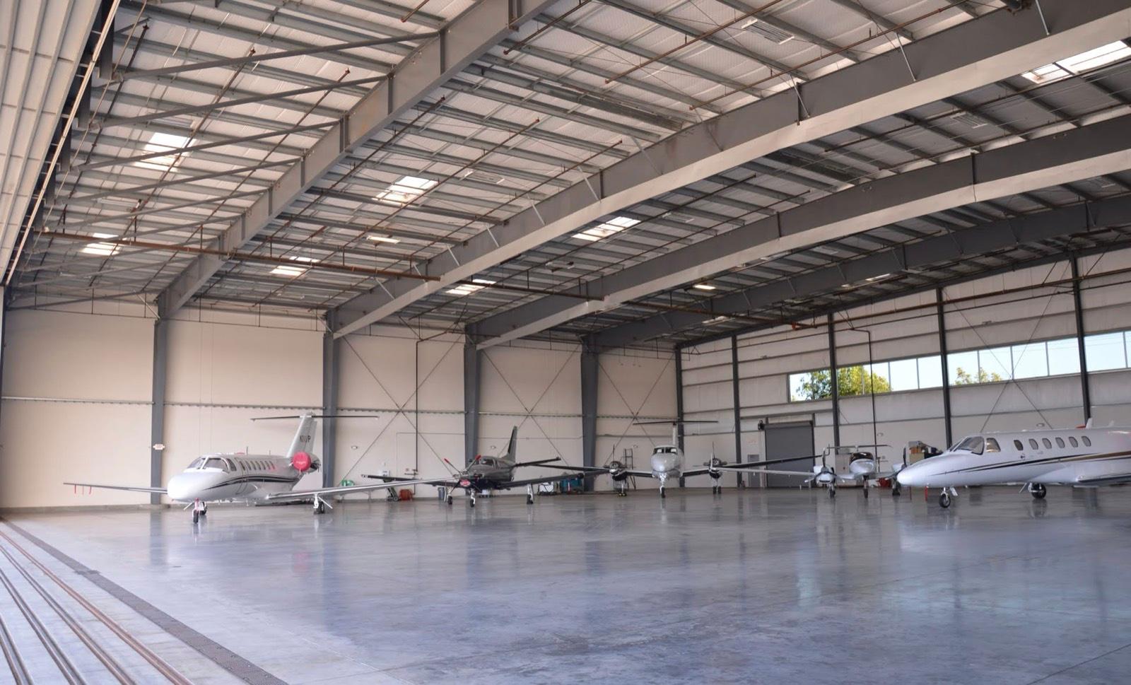 S's Luxury Hanger — photo 2