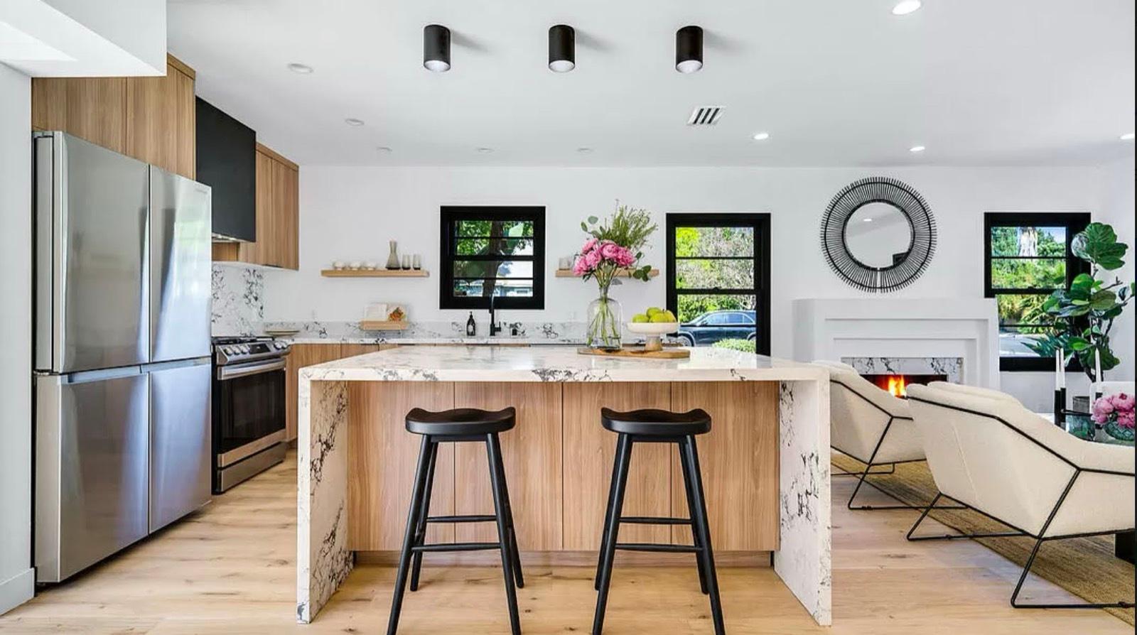 S's Modern Chevron Home — photo 4