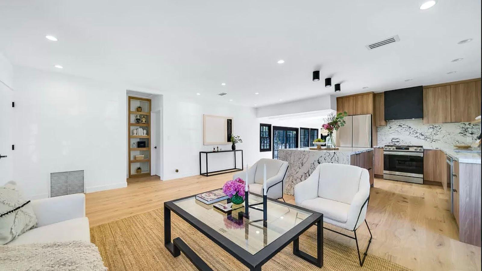 S's Modern Chevron Home — photo 7