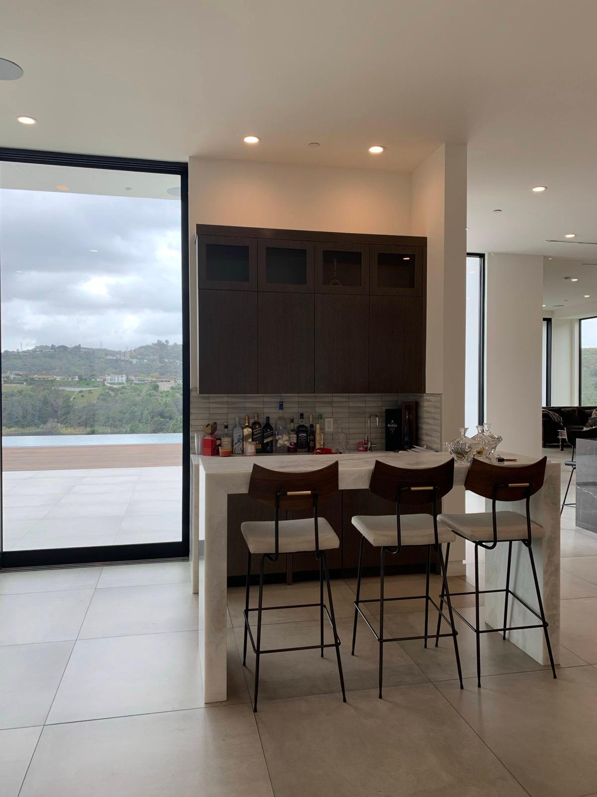 S's Modern Lake View — photo 2