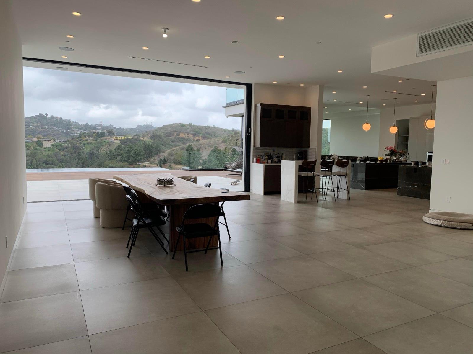 S's Modern Lake View — photo 3