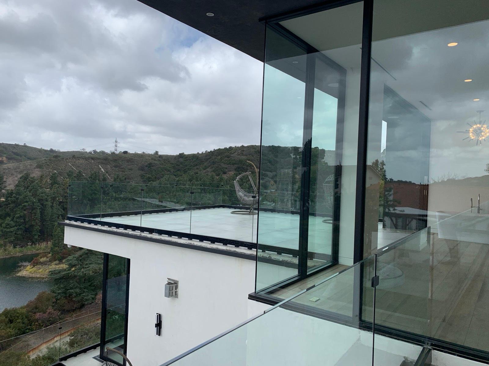 S's Modern Lake View — photo 4