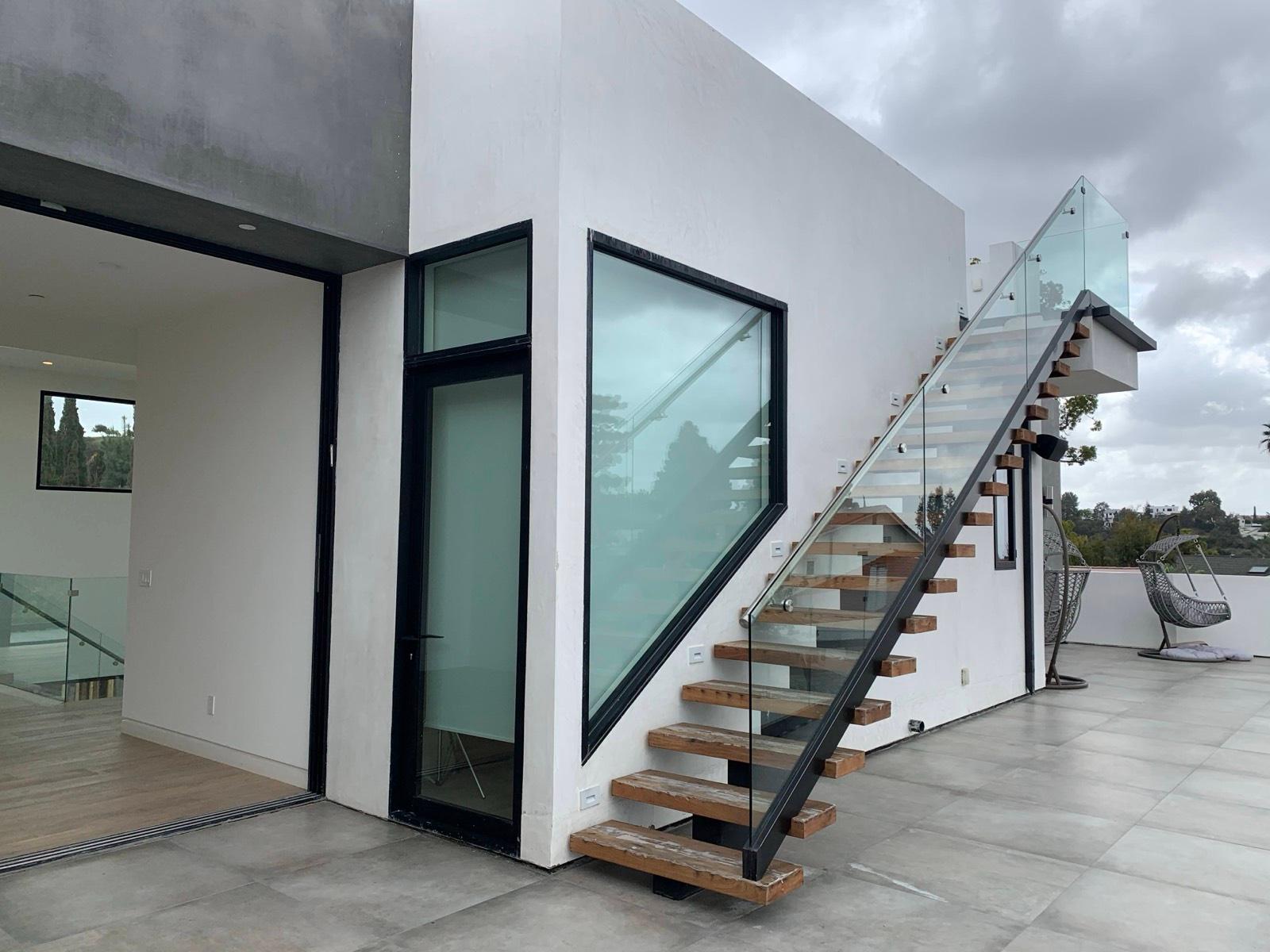S's Modern Lake View — photo 5