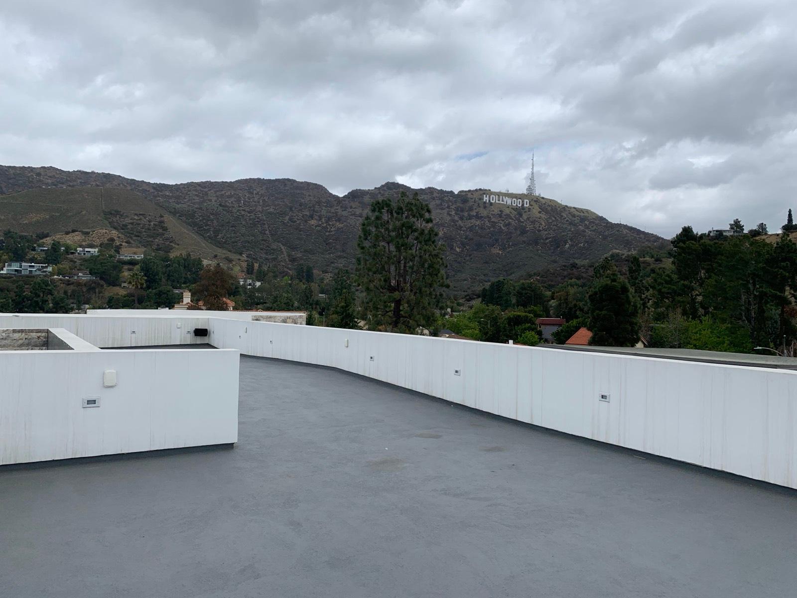 S's Modern Lake View — photo 6