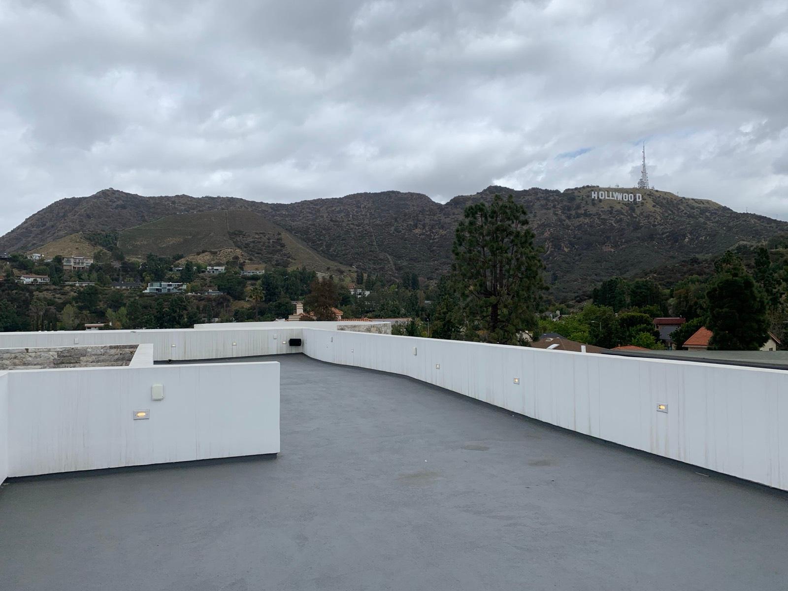 S's Modern Lake View — photo 8