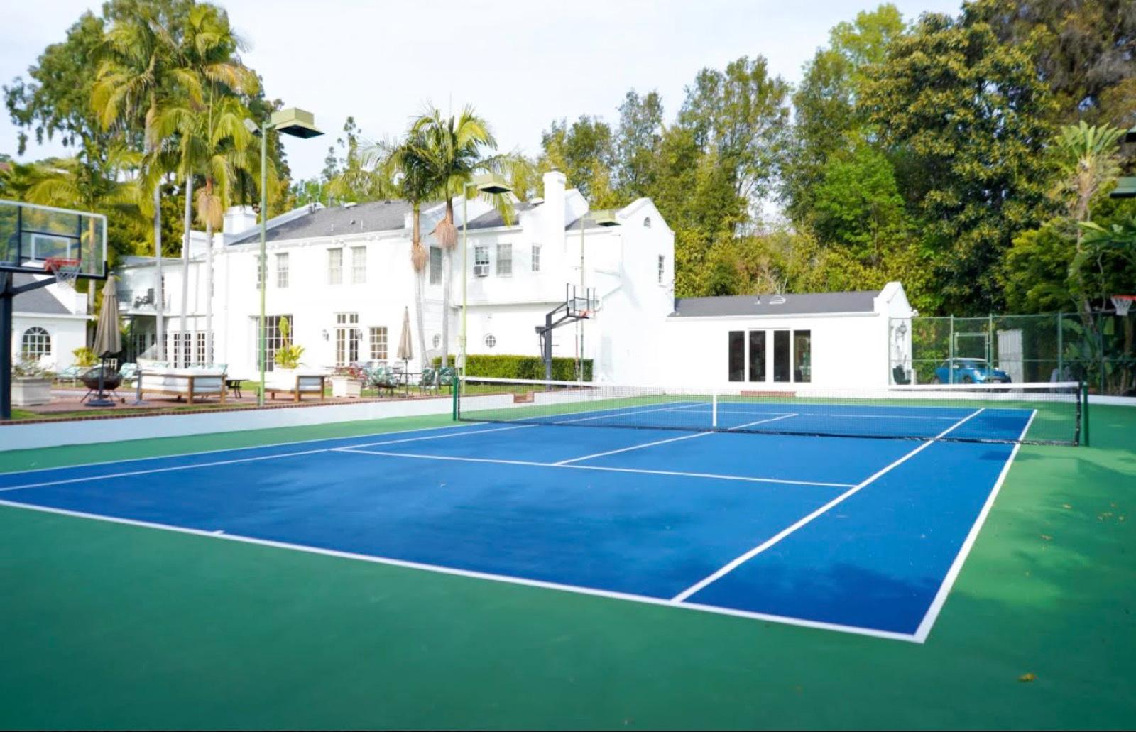 S's Tennis Backyard — photo 11