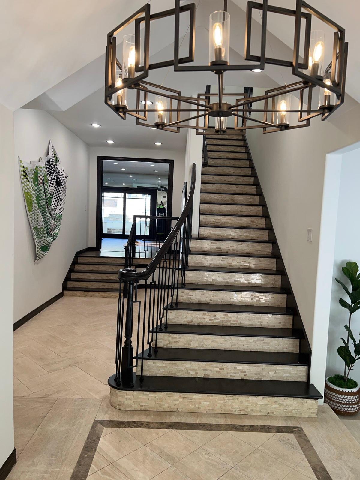 S's Traditional Clean Mansion — photo 1