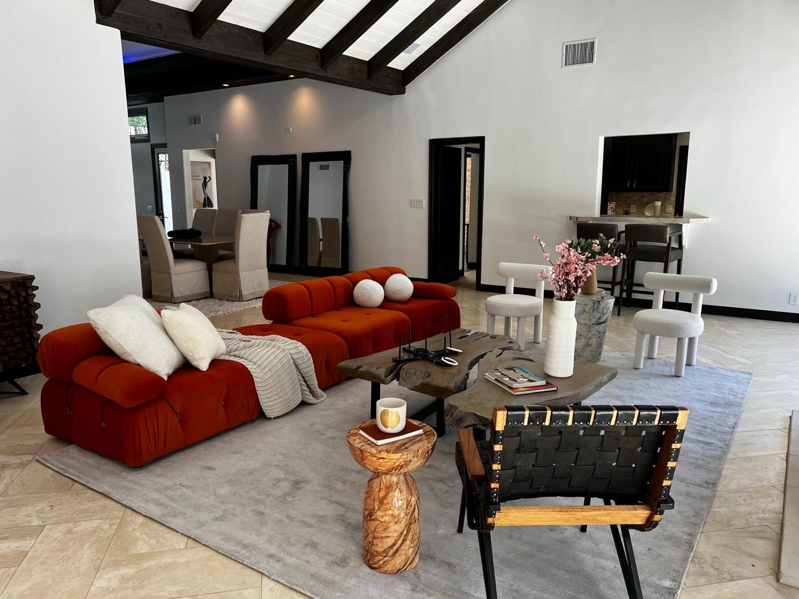 S's Traditional Clean Mansion — photo 5