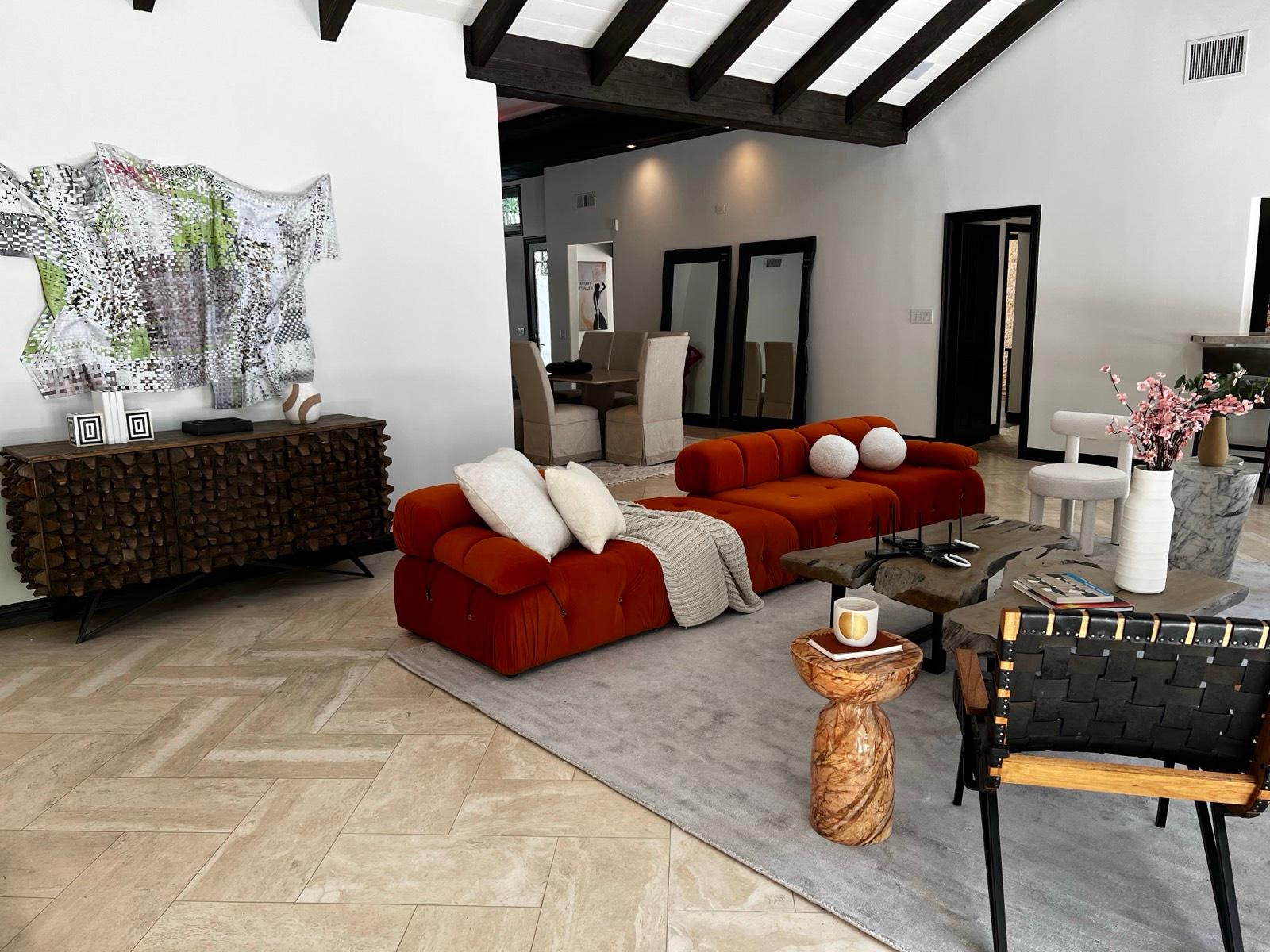 S's Traditional Clean Mansion — photo 6