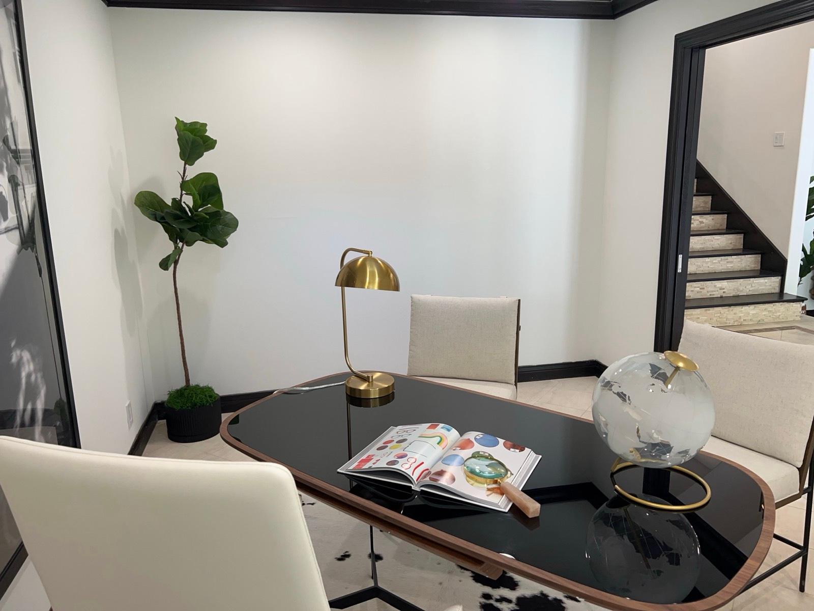 S's Traditional Clean Mansion — photo 11