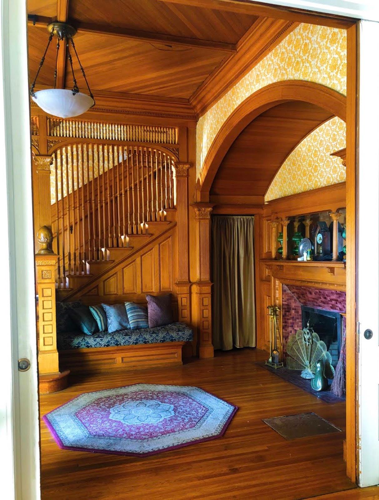 S's Victorian Classic Home — photo 3