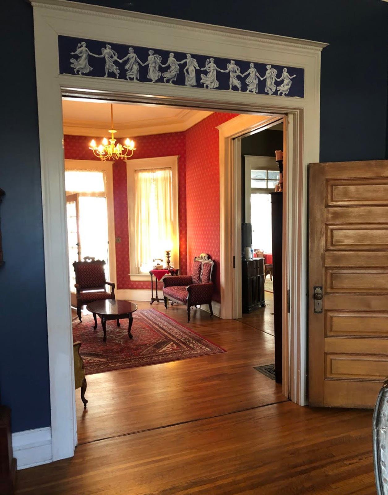 S's Victorian Classic Home — photo 9
