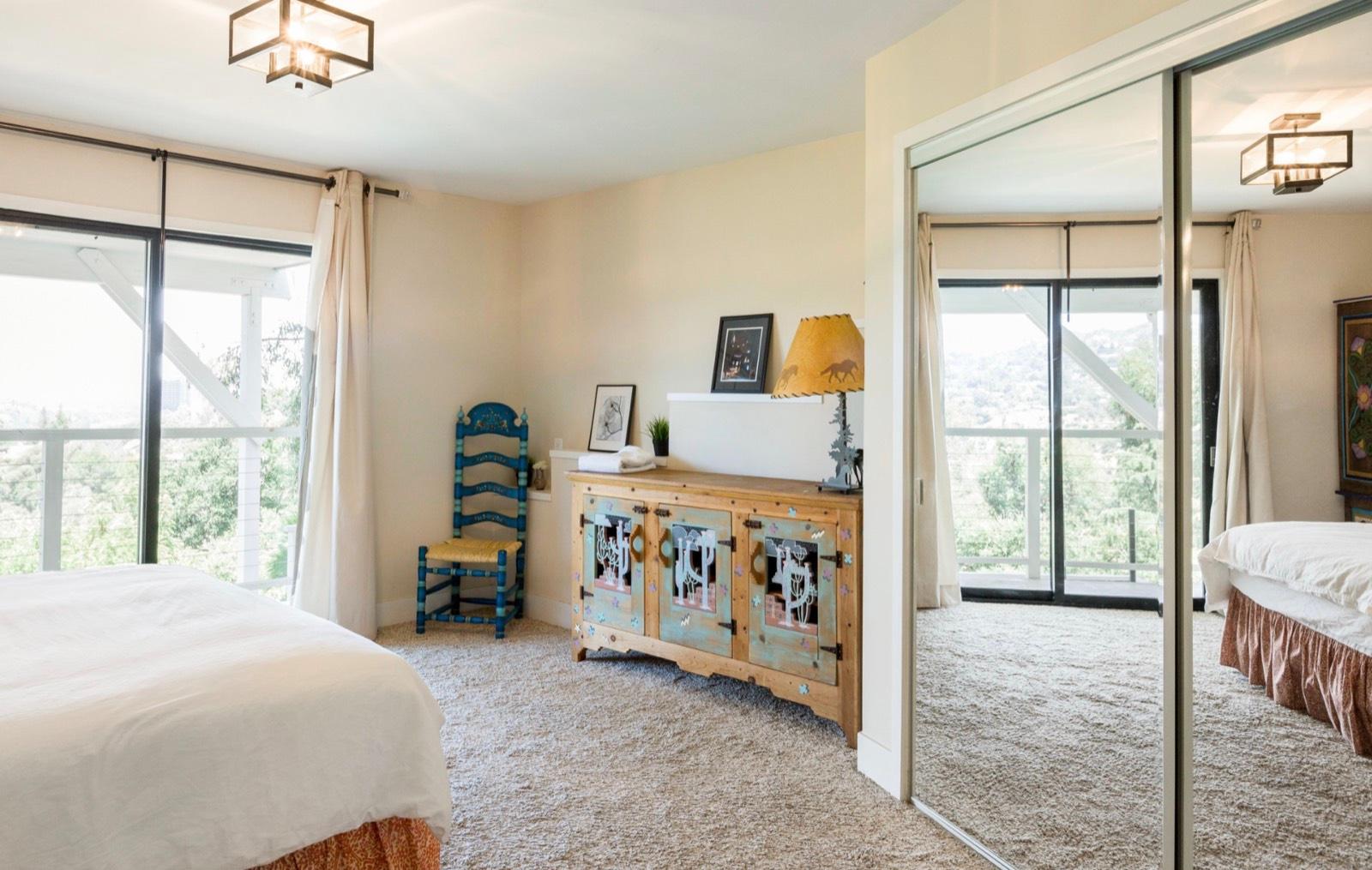 S's West Hollywood house — photo 7