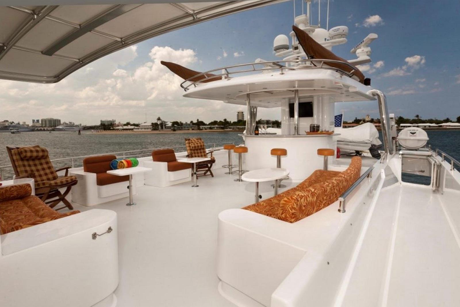 S's Yacht — photo 6