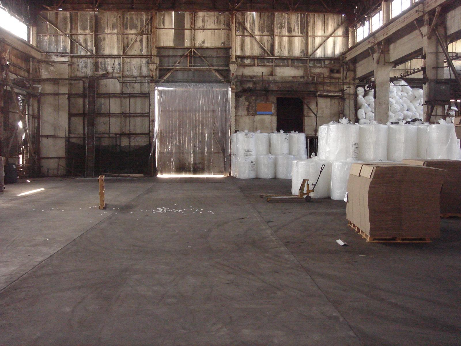 S Warehouse — photo 3