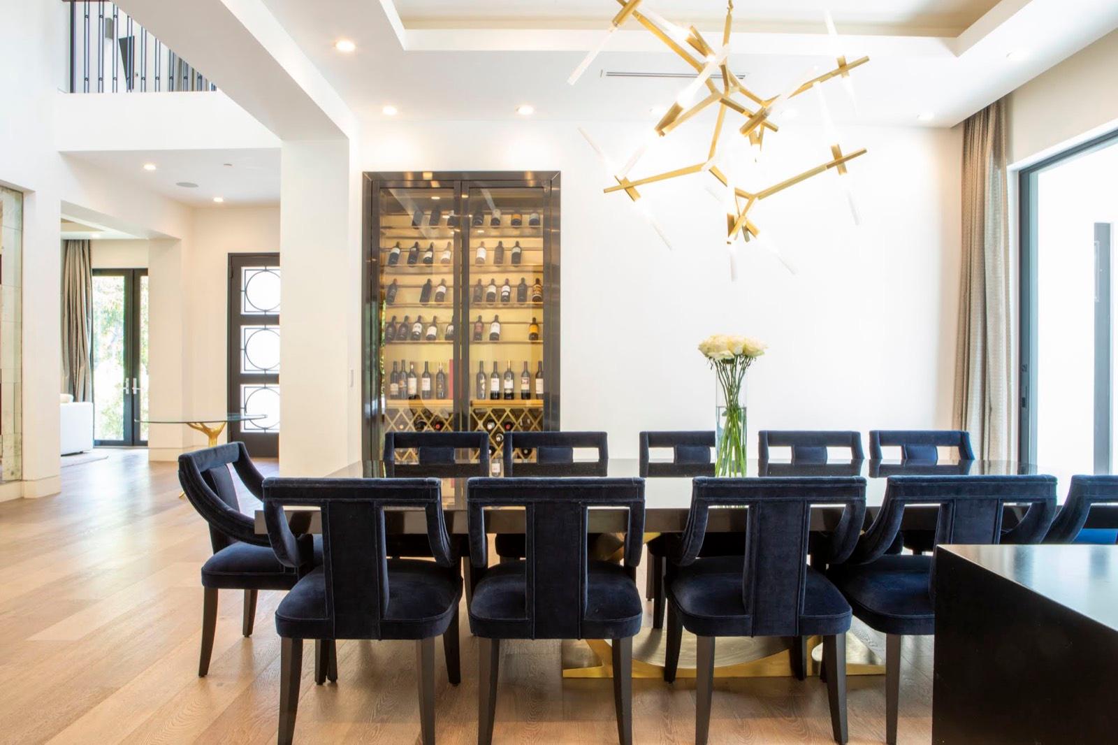 Samira Modern Glam Mansion — photo 12