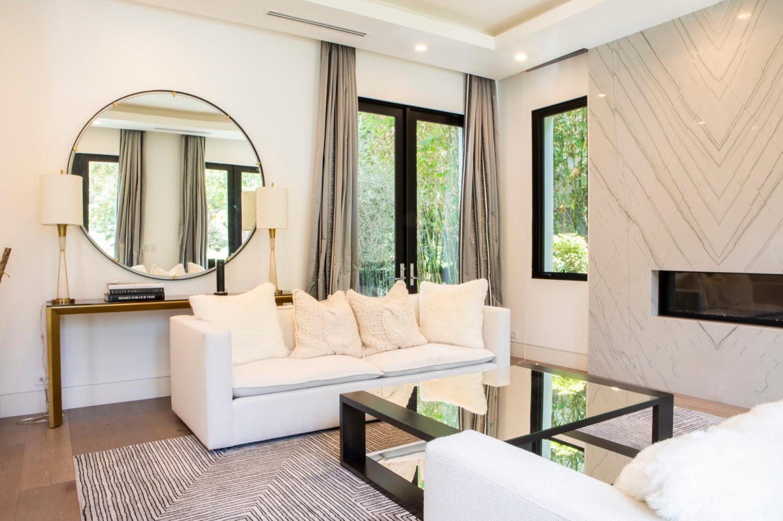 Samira Modern Glam Mansion — photo 4