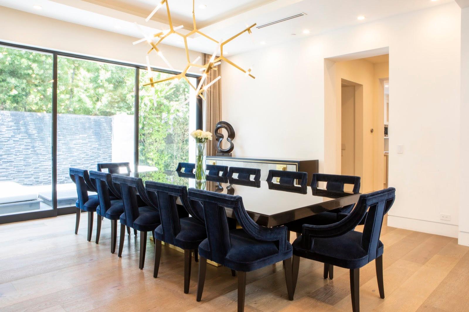 Samira Modern Glam Mansion — photo 9