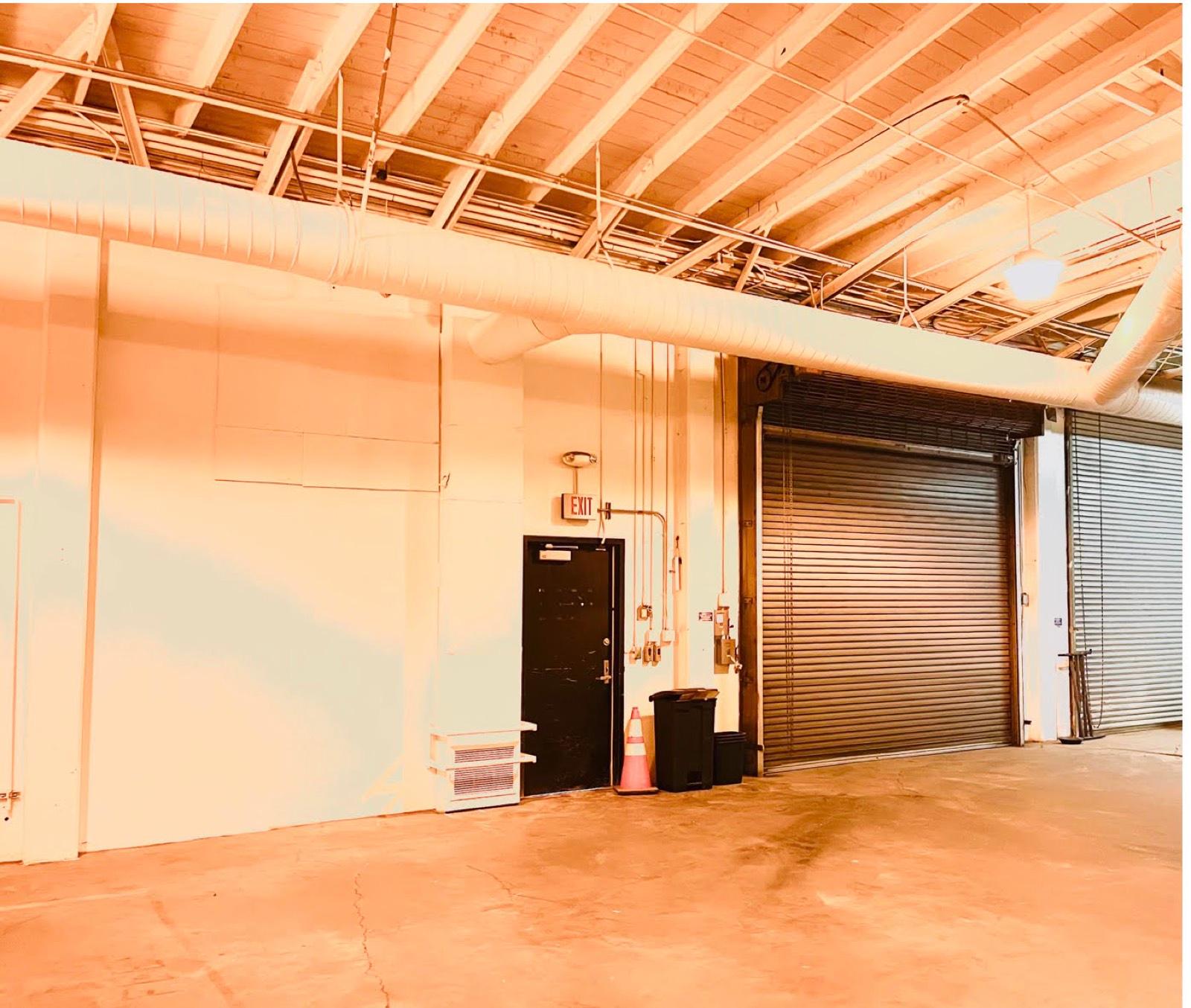 SB's Creative Warehouse — photo 7