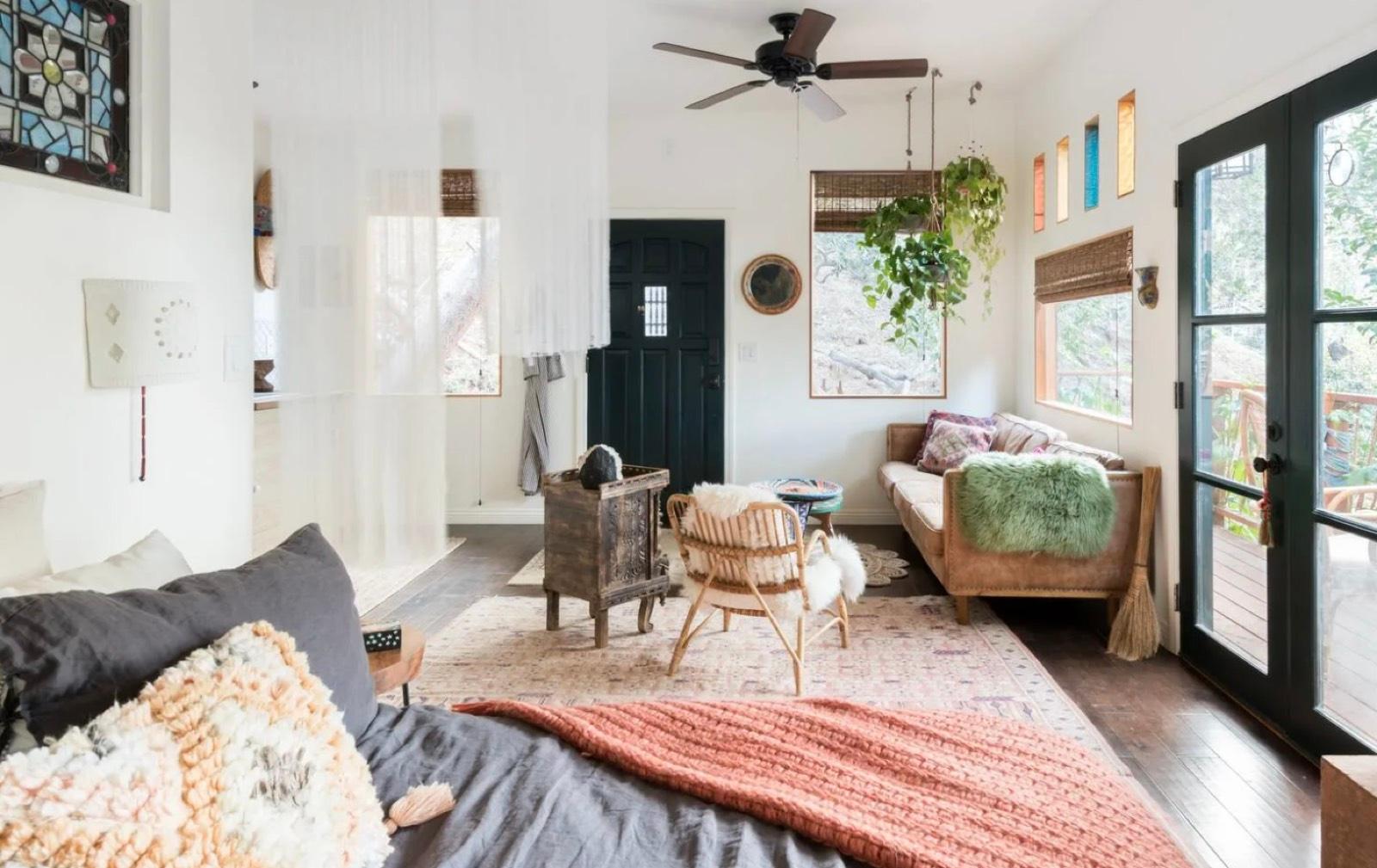 SB's Forest Cabin — photo 9