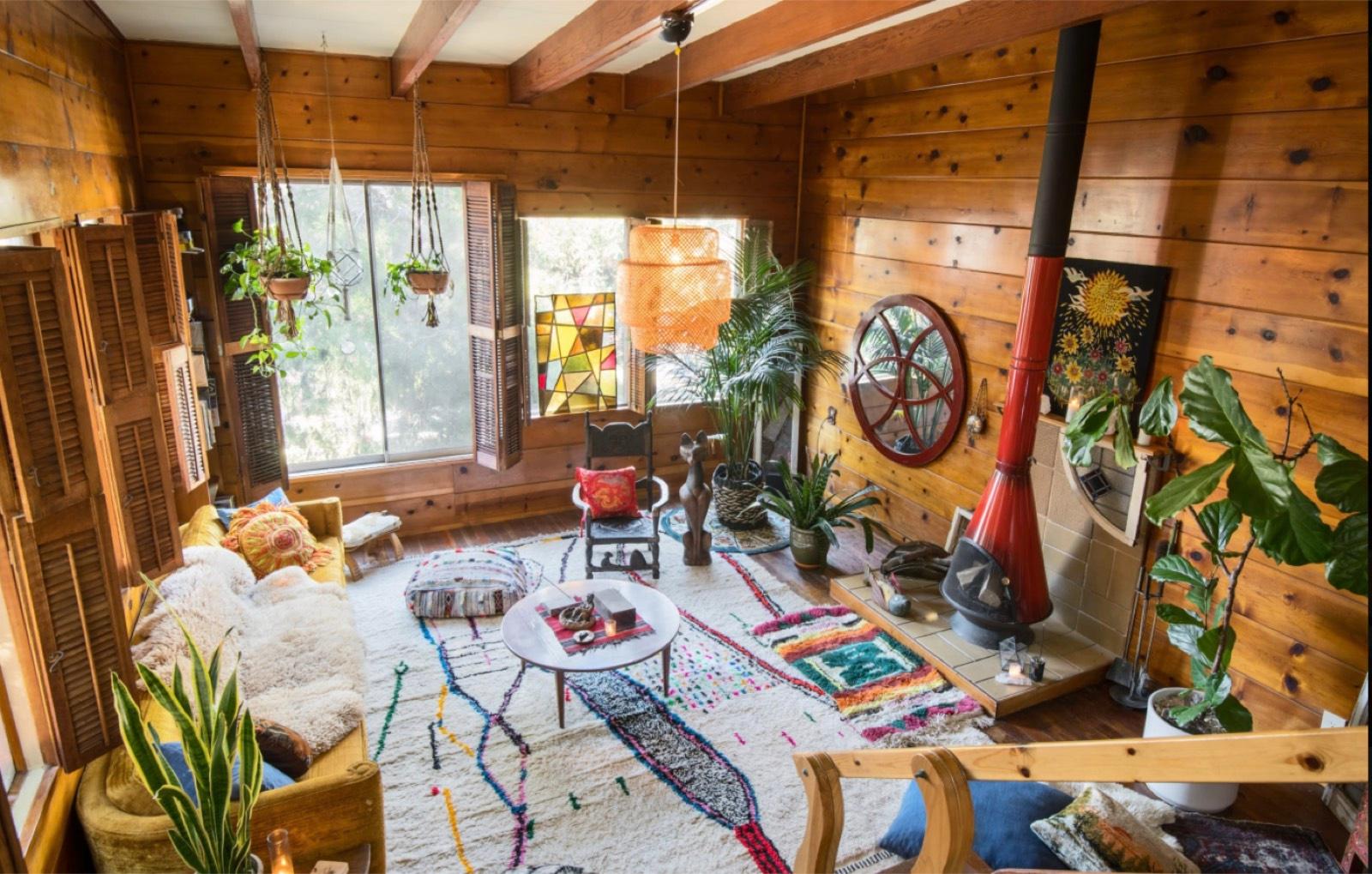 SB's LA Bohemian Woodsy Cabin — photo 1