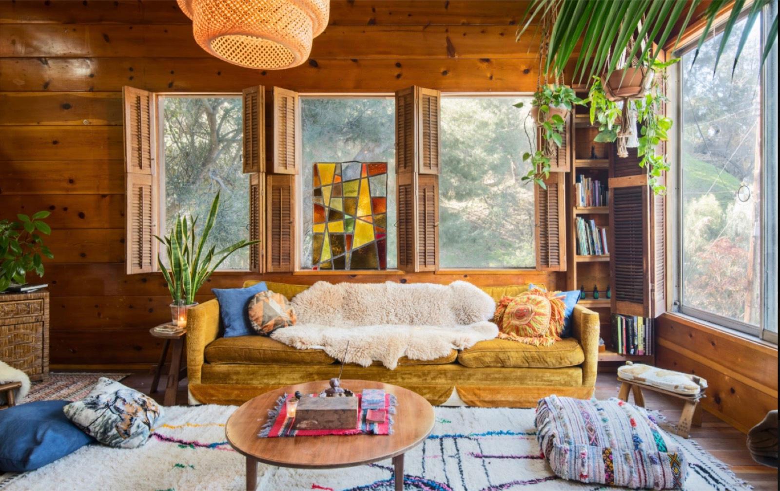 SB's LA Bohemian Woodsy Cabin — photo 2