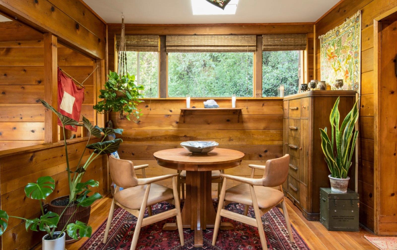 SB's LA Bohemian Woodsy Cabin — photo 8