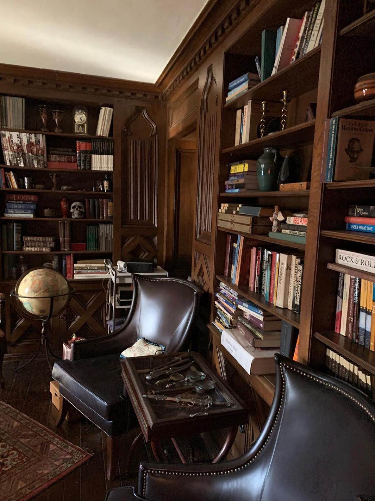 SH's Tudor Mansion — photo 12