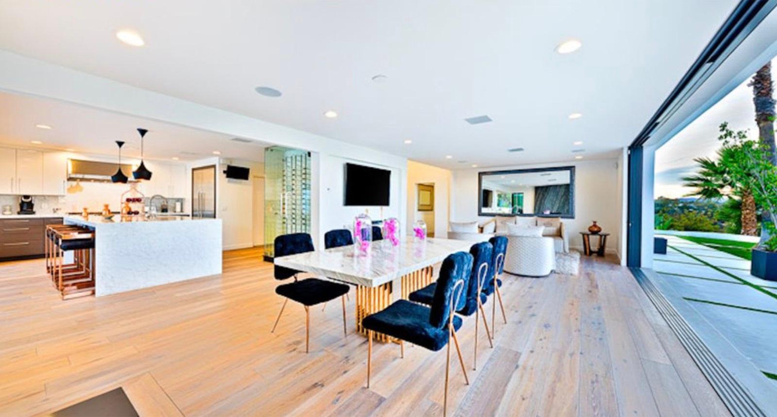 Shays Mulholland House — photo 8