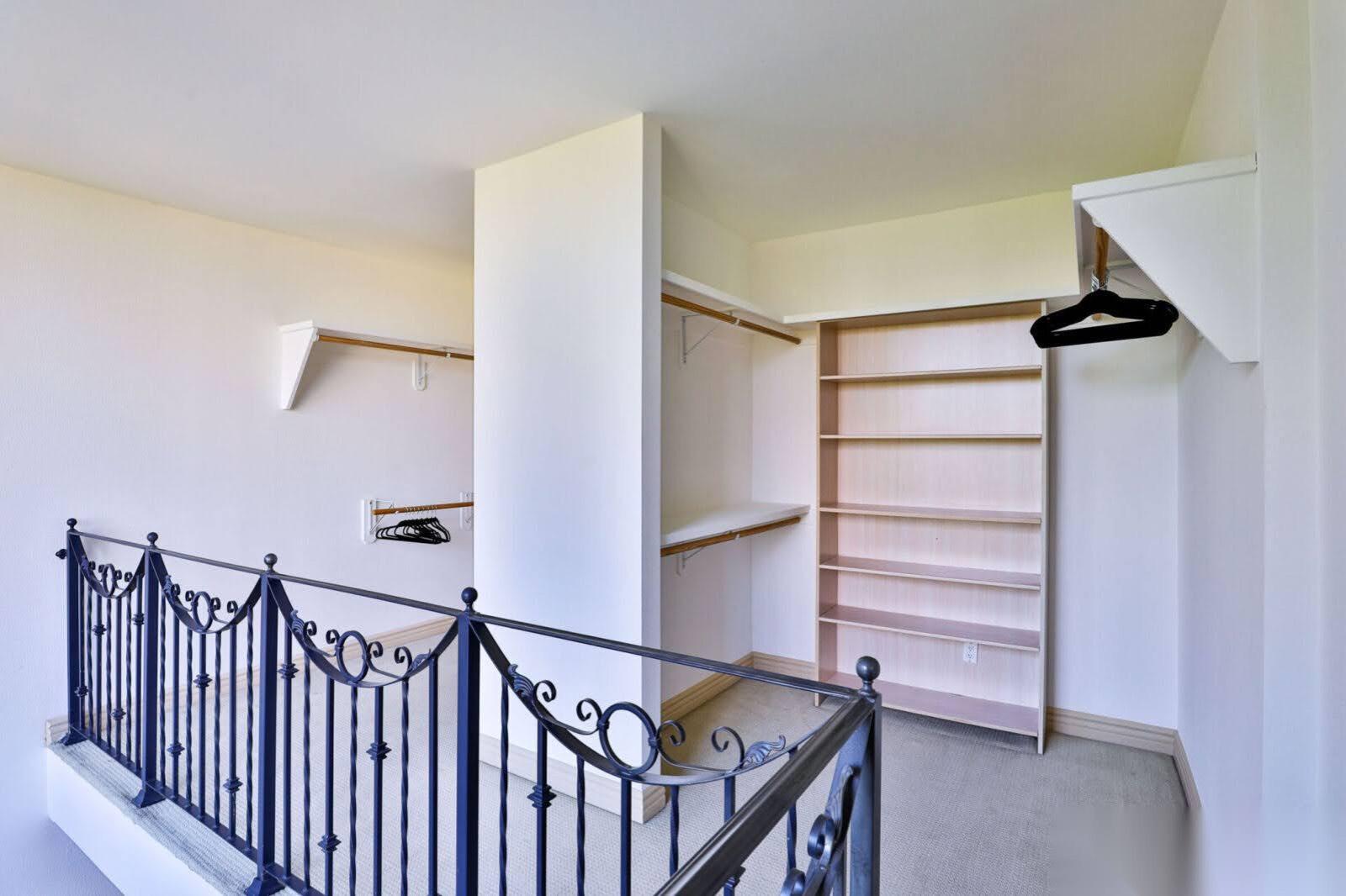 Sherman O Mansion w-recording studio — photo 11