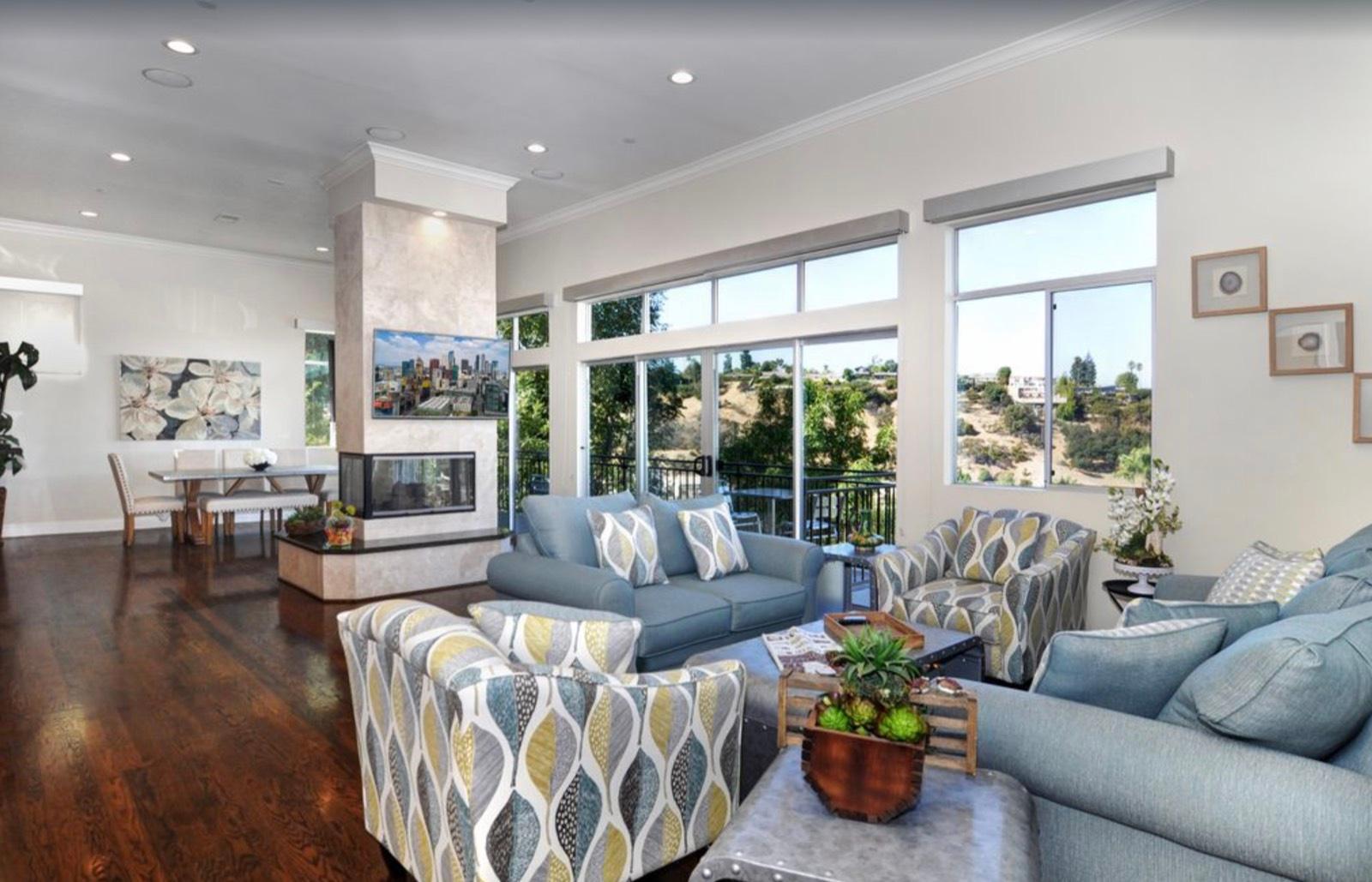 Sherman Oaks View House — photo 3