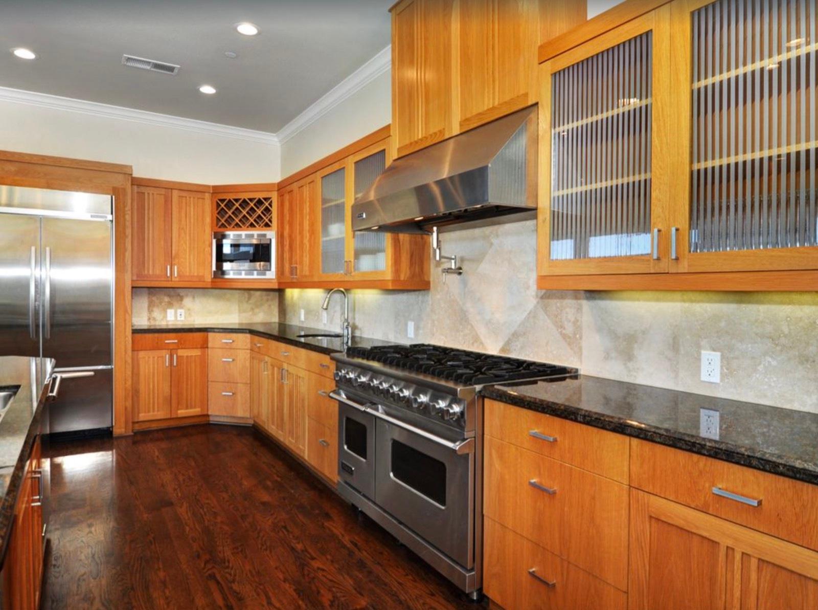 Sherman Oaks View House — photo 5