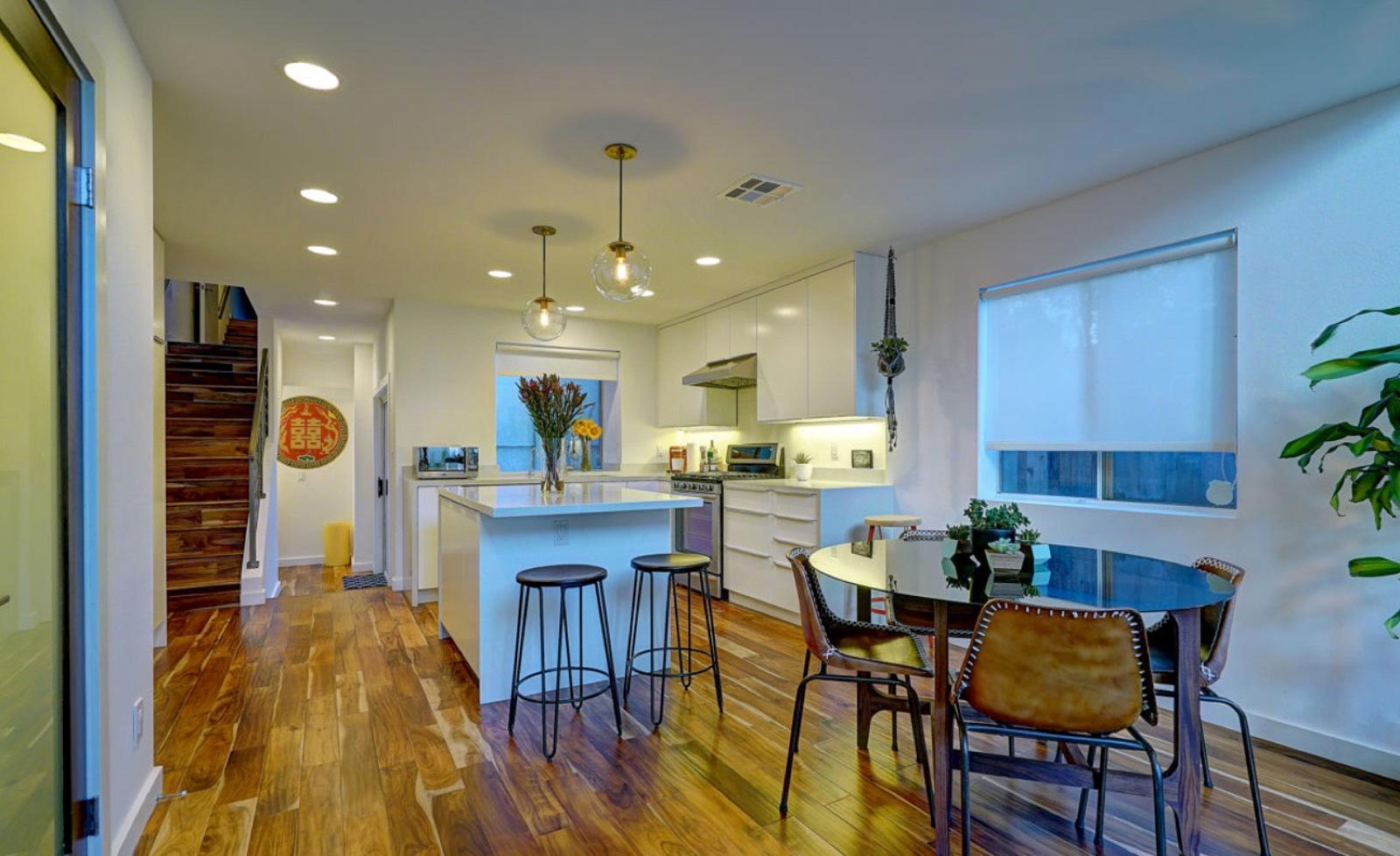 Silverlake Penthouse — photo 10