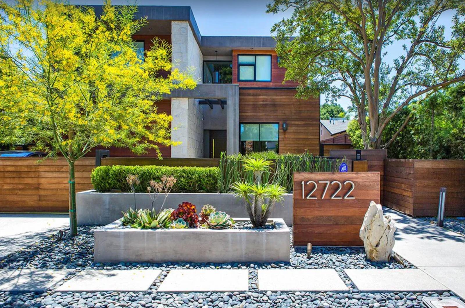 Sk's Valley Modern Home — photo 2