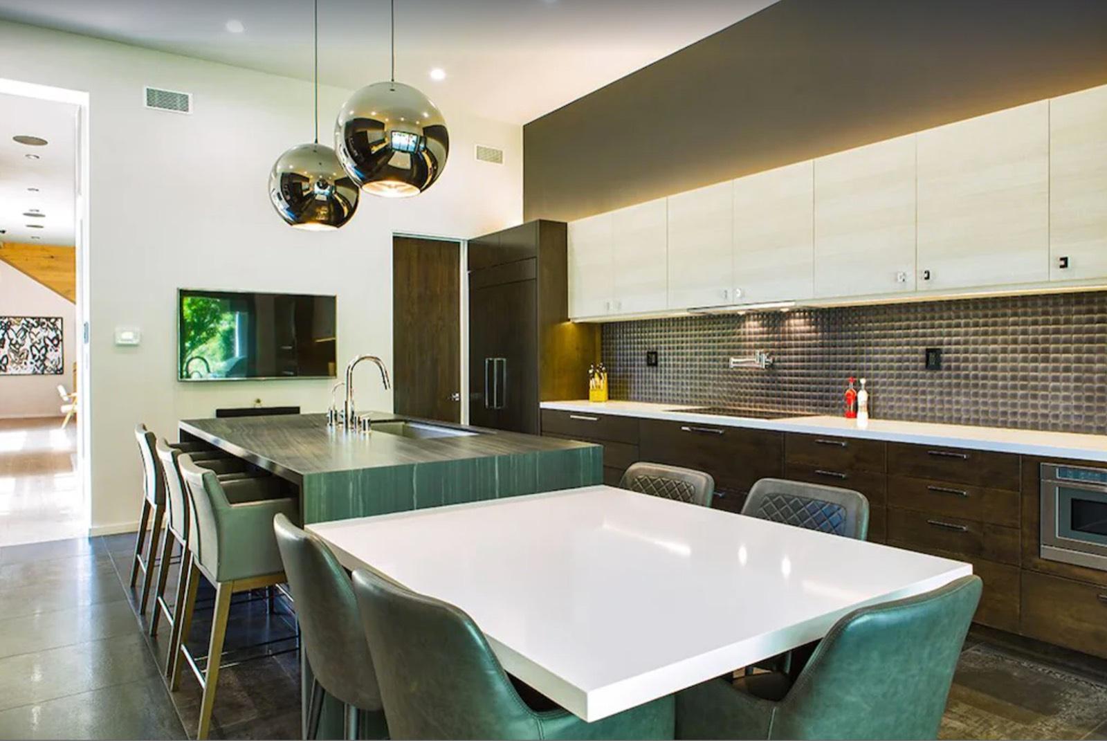Sk's Valley Modern Home — photo 7