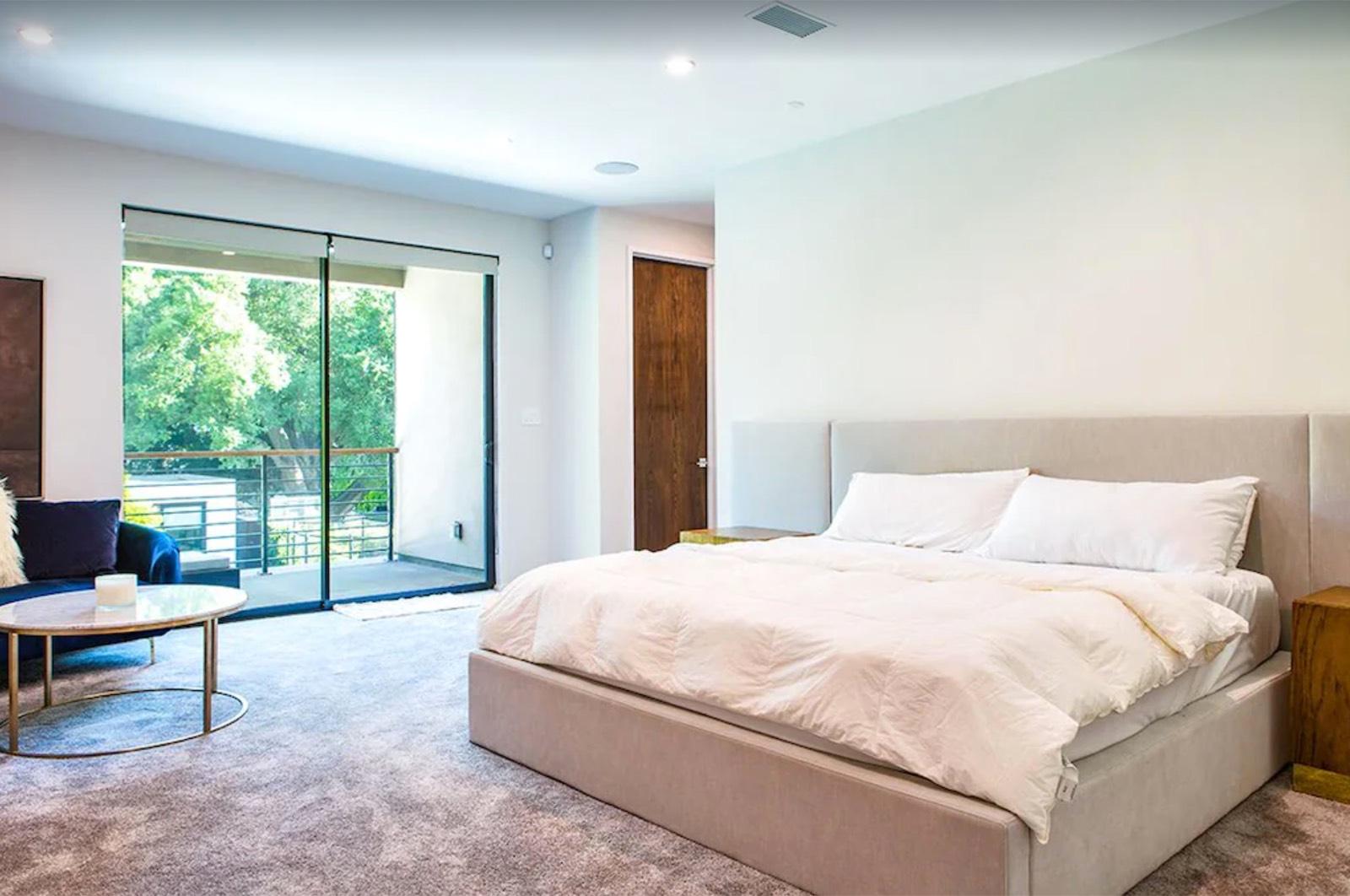 Sk's Valley Modern Home — photo 8