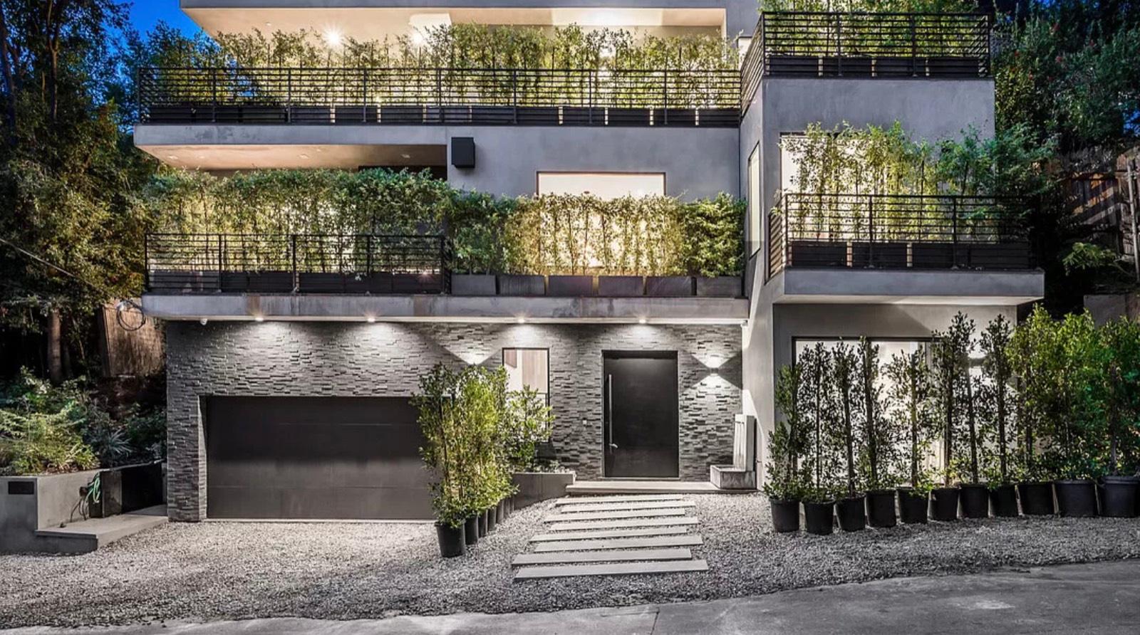 SP Modern Hollywood — photo 1