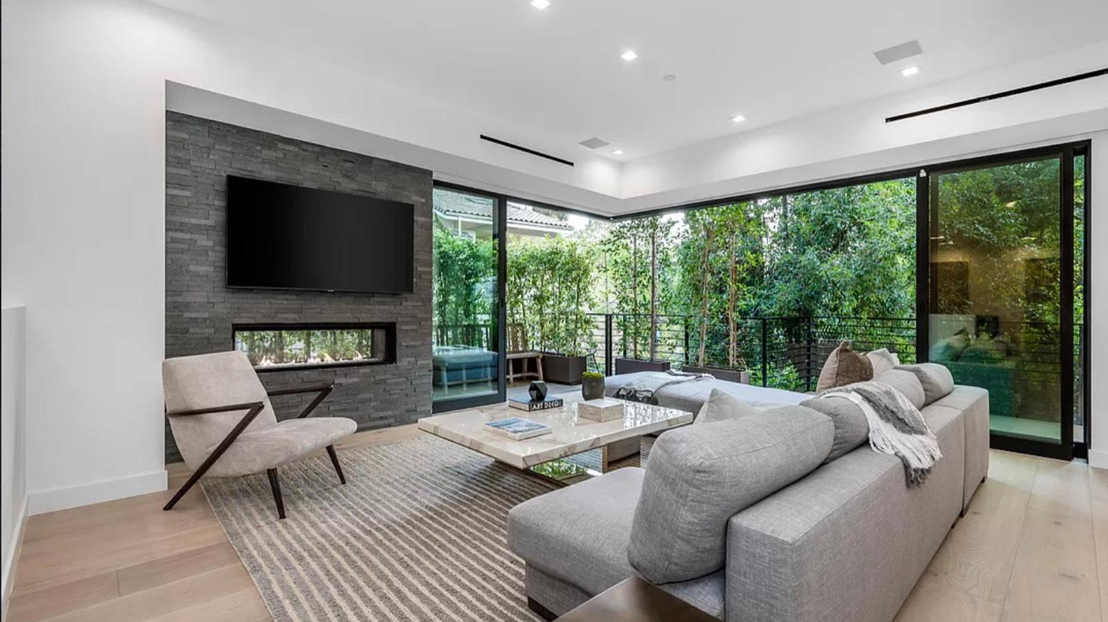 SP Modern Hollywood — photo 5