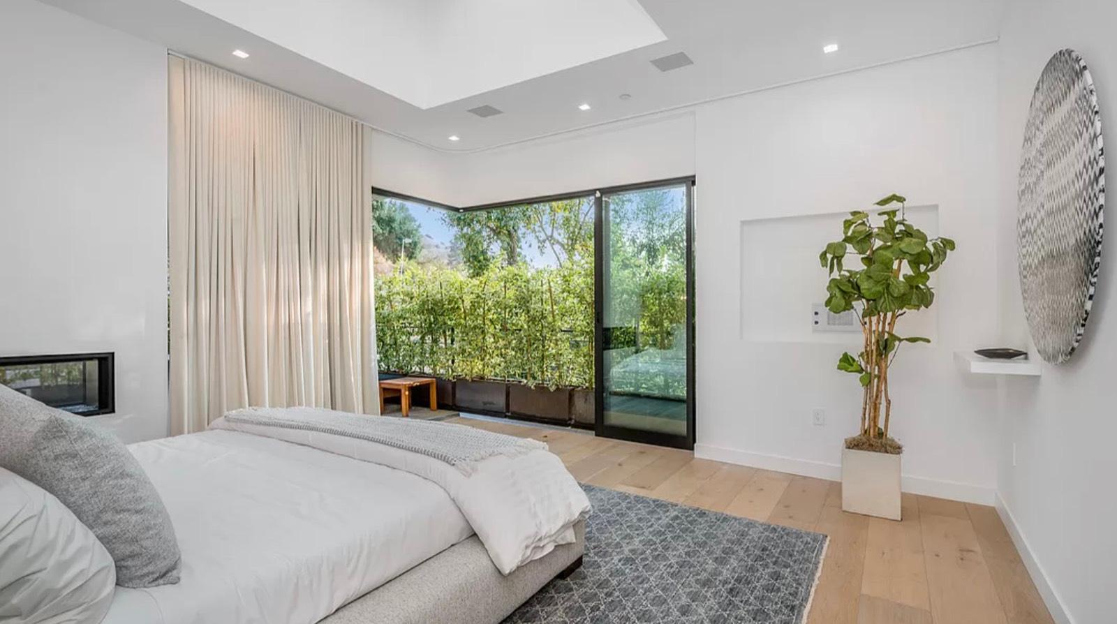 SP Modern Hollywood — photo 10
