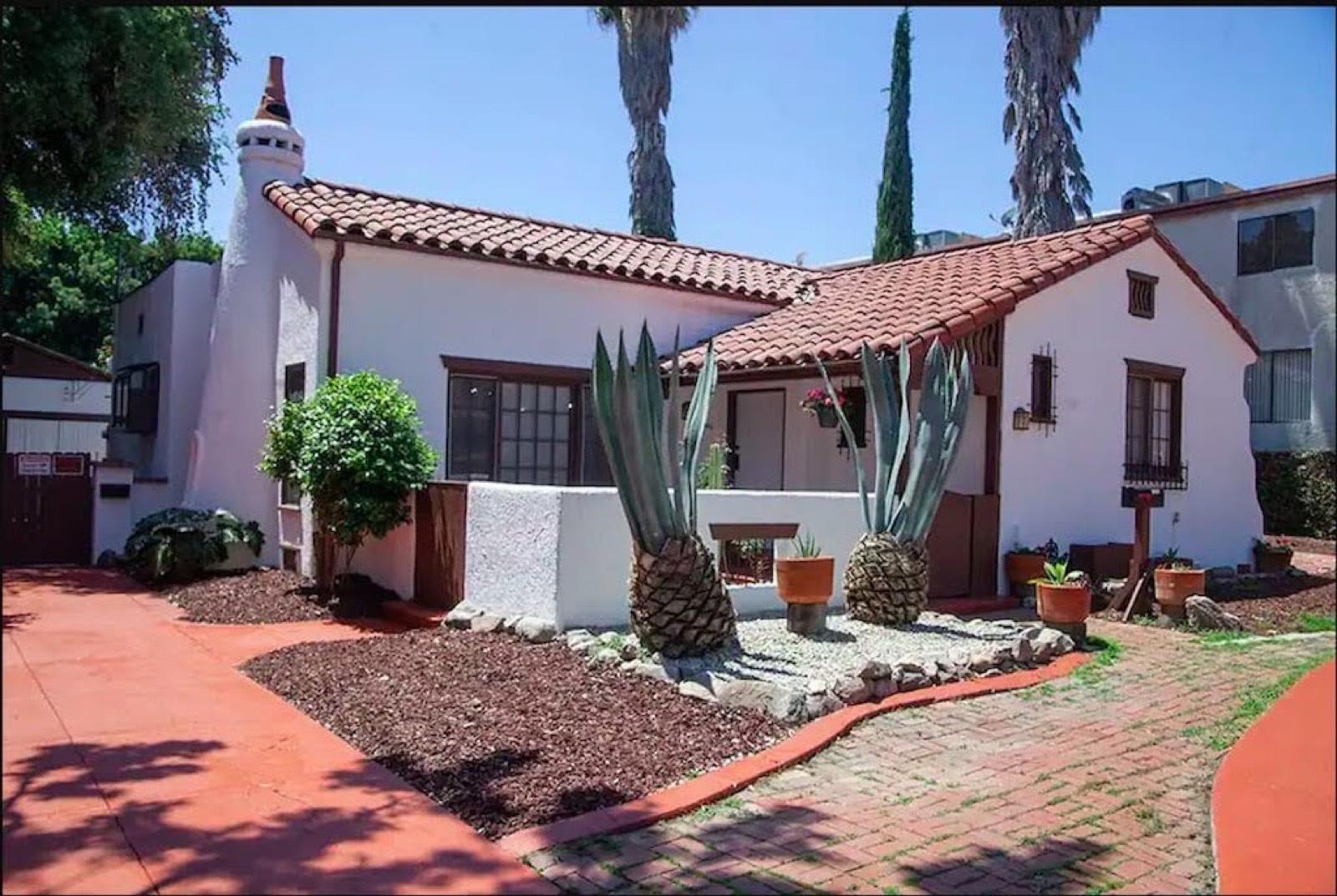 Spanish Cottage — photo 1