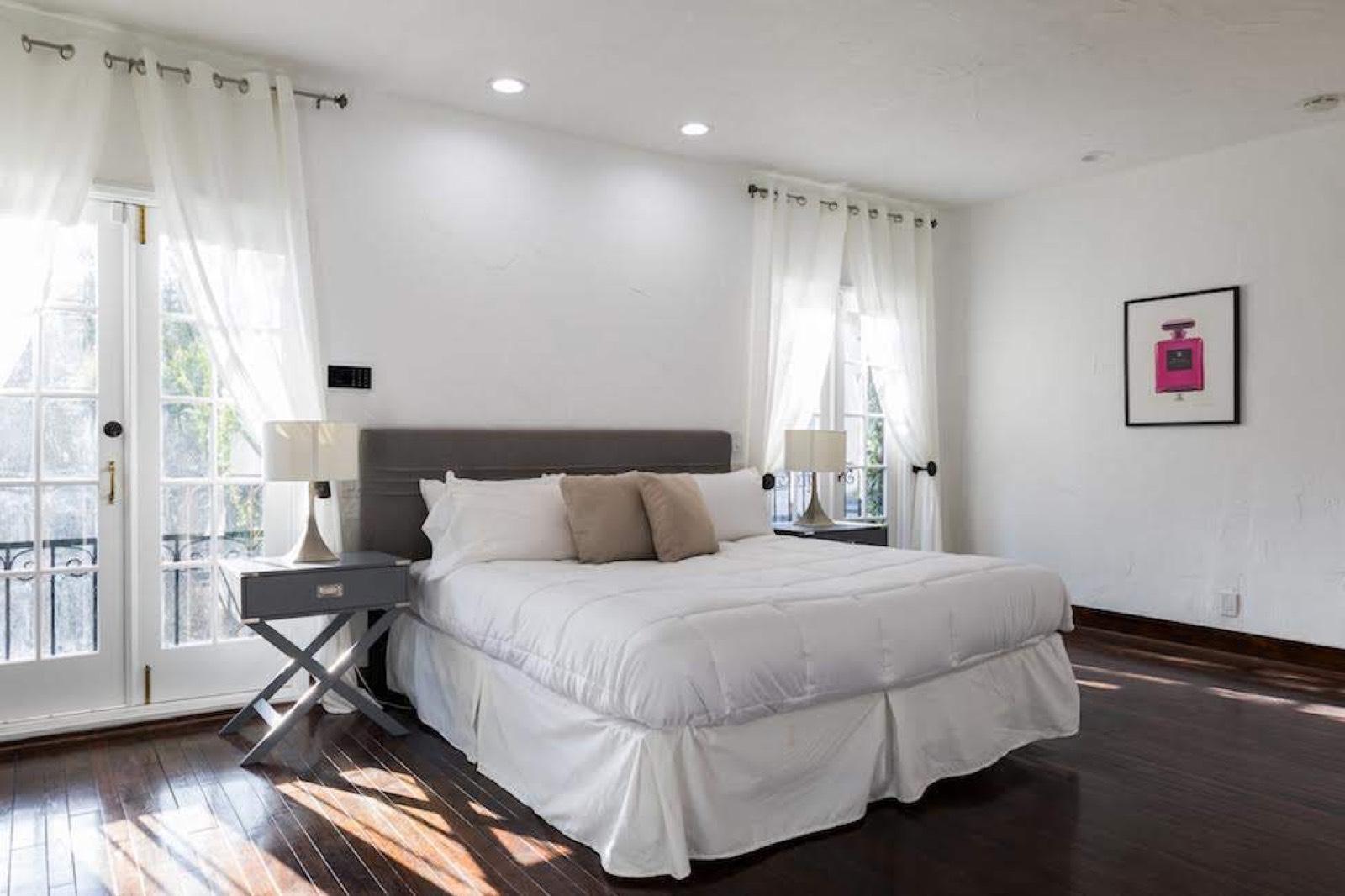 Spanish Style Hollywood House — photo 8
