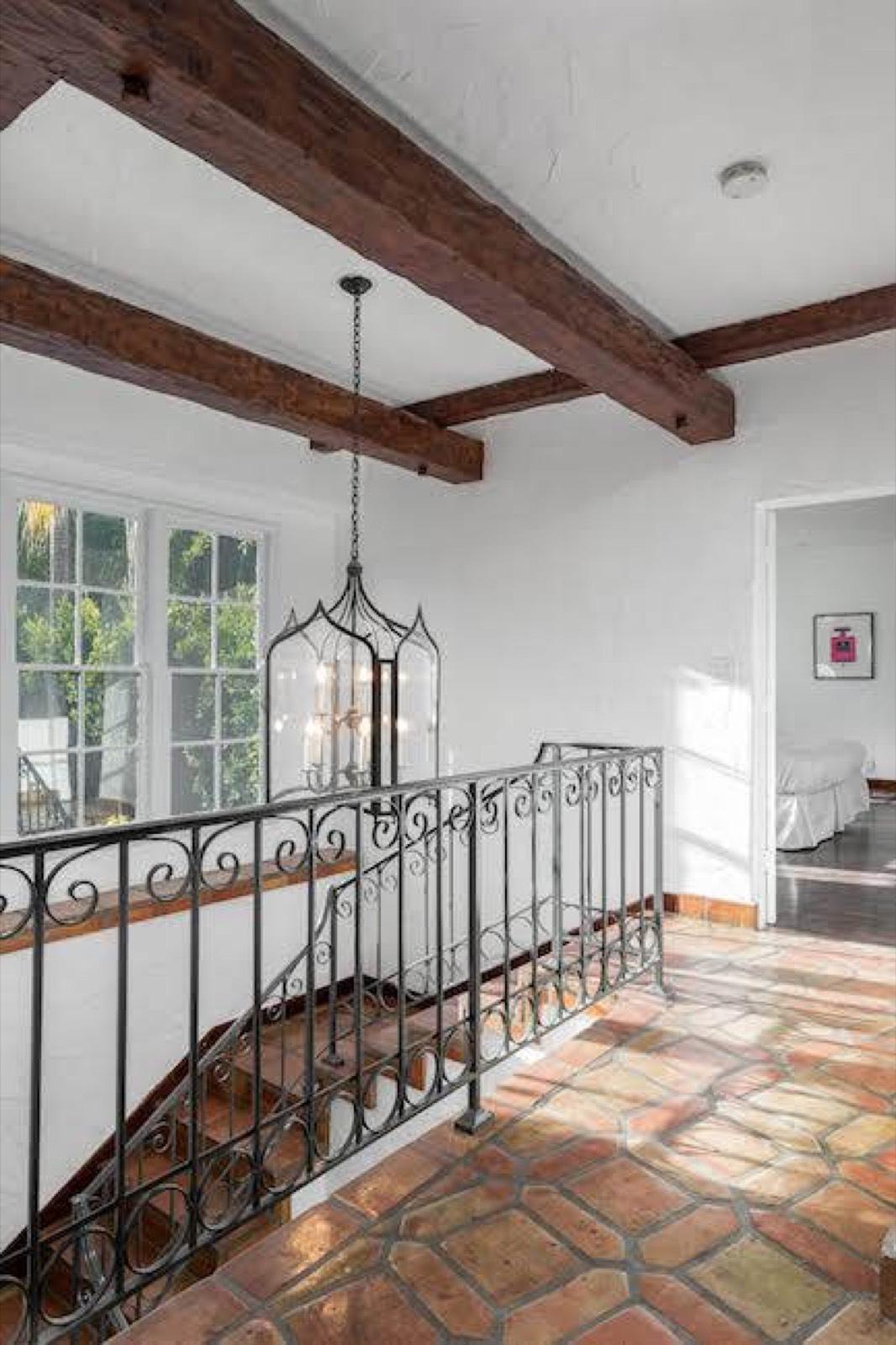 Spanish Style Hollywood House — photo 9