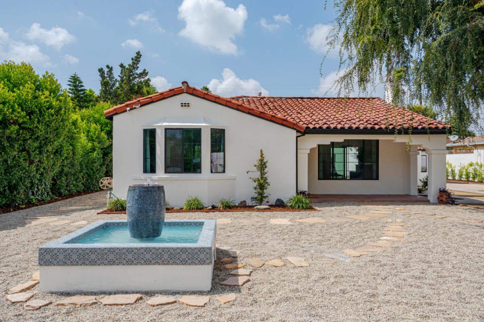 Spanish Style Home studio City — photo 1