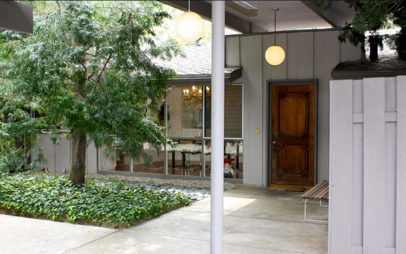 S.P.H Midcentury Home — photo 2
