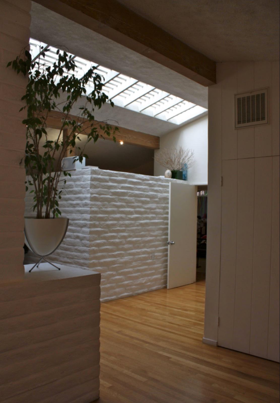 S.P.H Midcentury Home — photo 8