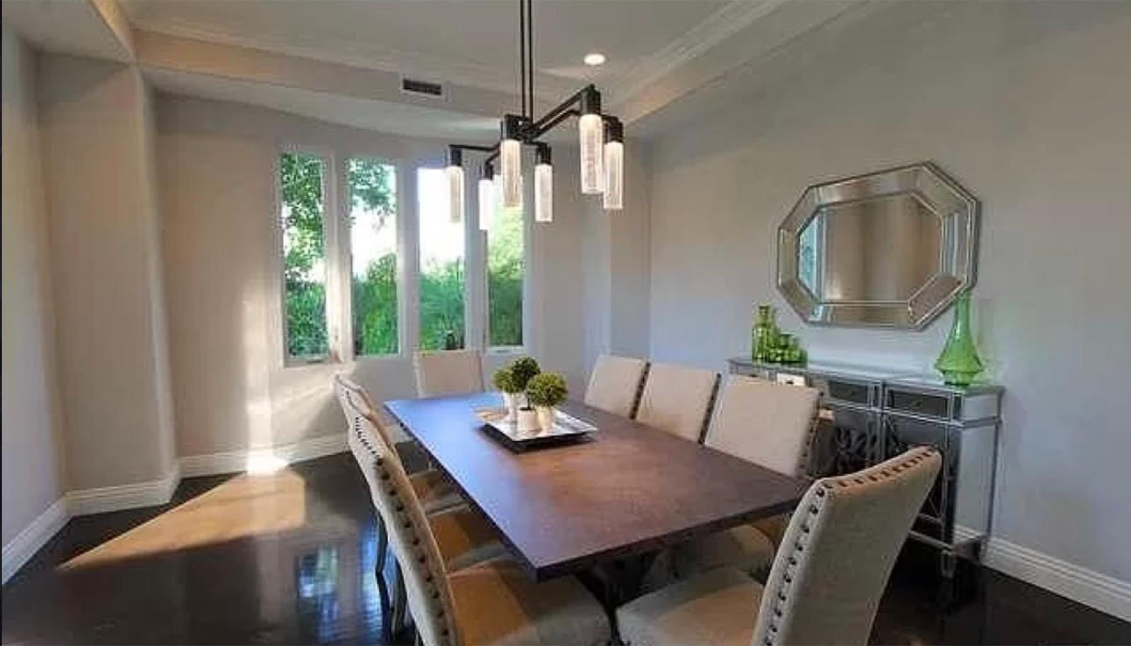 SP's Bright and Tall Home — photo 3