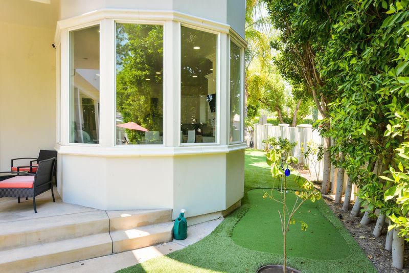 SP's Valley Light and Bright home — photo 1